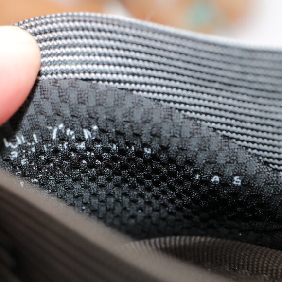 BareTraps Womens Kami Slip On Shoe Size 7.5 Black Gray Elastic Sporty Comfy Flat - Picture 5 of 10